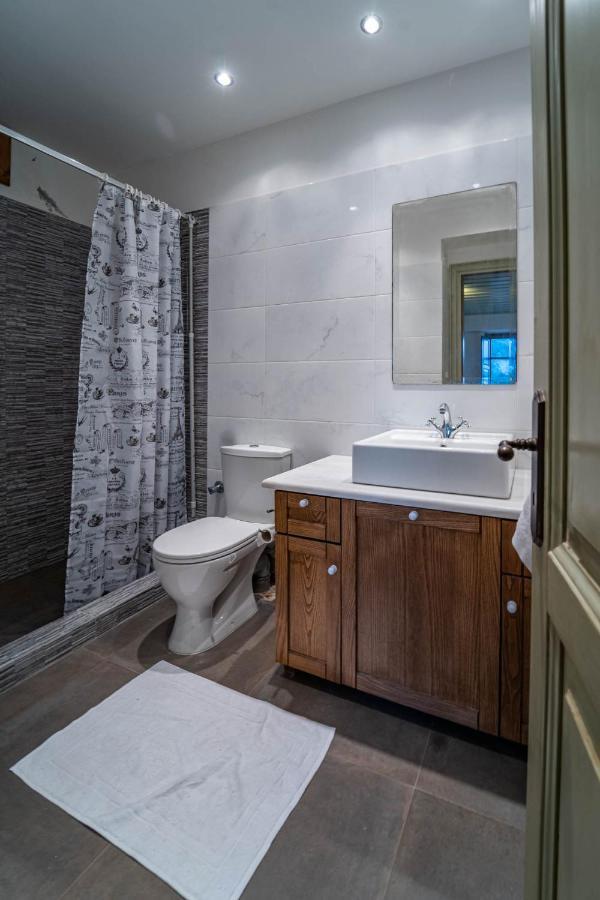 Maisonette Korfes-Κορφές-Μ Δύο Αυτόνομοι Όρoφοι Της Βίλας Κορφές Για Οικογένειες Και Μικρές Παρέες Karpenísion Exterior foto